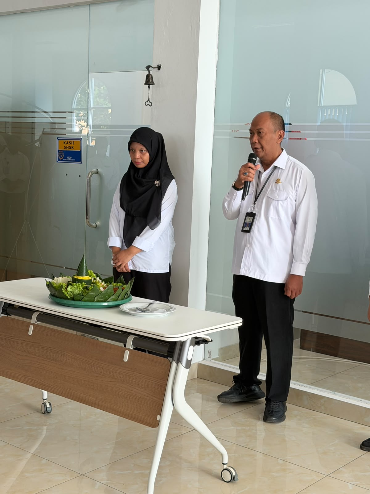 Syukuran sederhana tumpeng di KSOP Sunda Kelapa Harhubnas tahun 2026